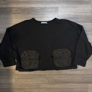 Zara Black Cropped Sweatshirt with Front Pockets